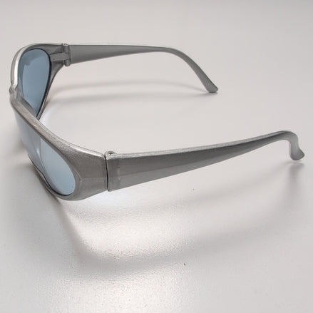 KAKIKO Lunettes de Soleil Ovales Gris Brillant Y2K Verres Légèrement Teintés