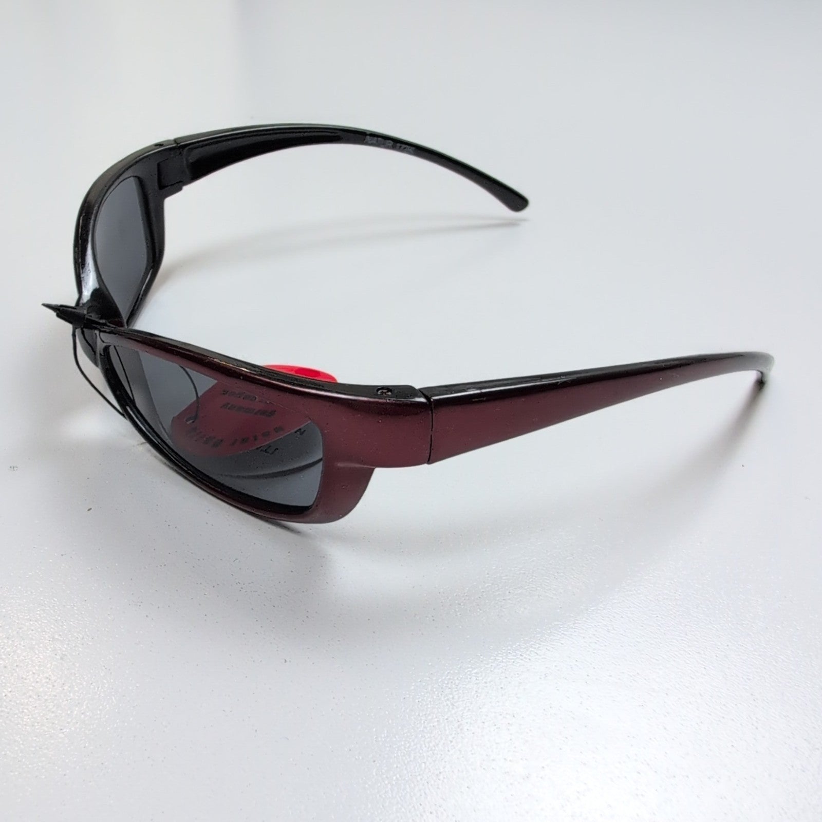 Lunettes de soleil Y2K Natur Optik Germany Bordeaux Brillant Branches La