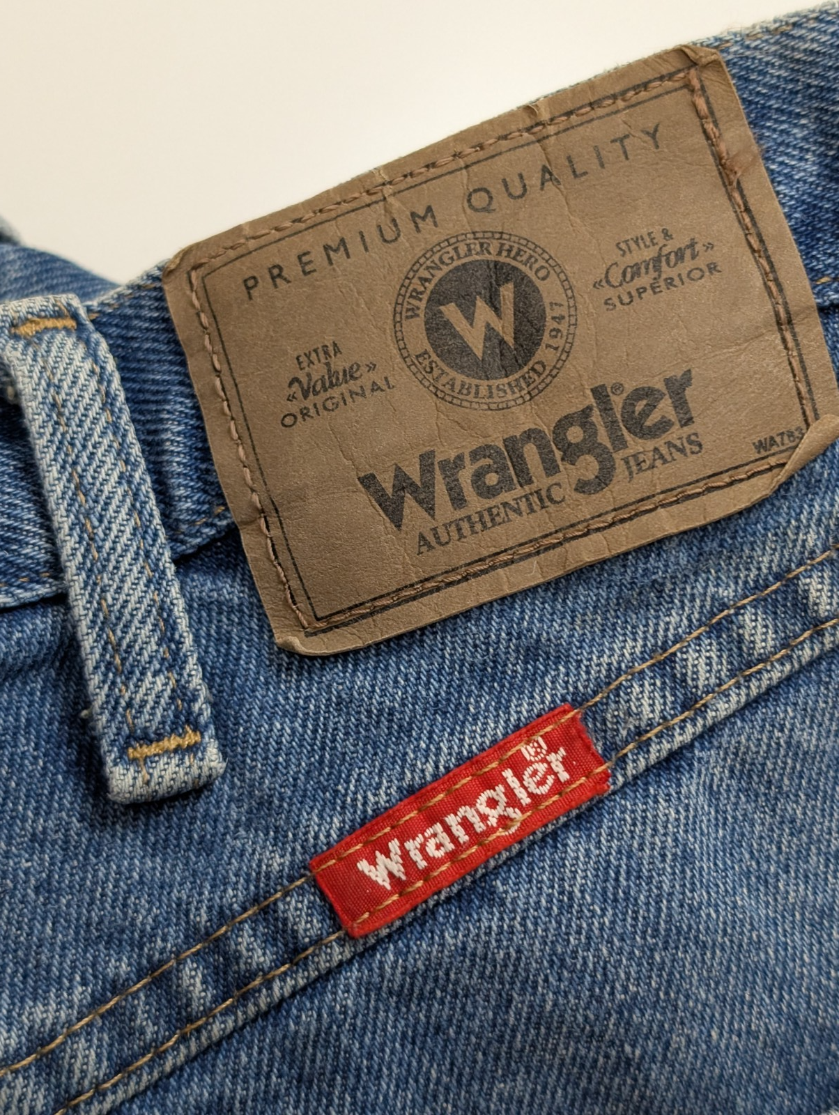 Jean WRANGLER Vintage 🤠 Taille W38 L34 🤠 Regular Fit Bleu - 100% Coton Robuste
