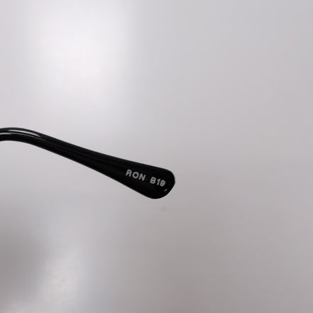 Lunettes de soleil Y2K Ovales Acier Brossé Gris Foncé Monture Moustache