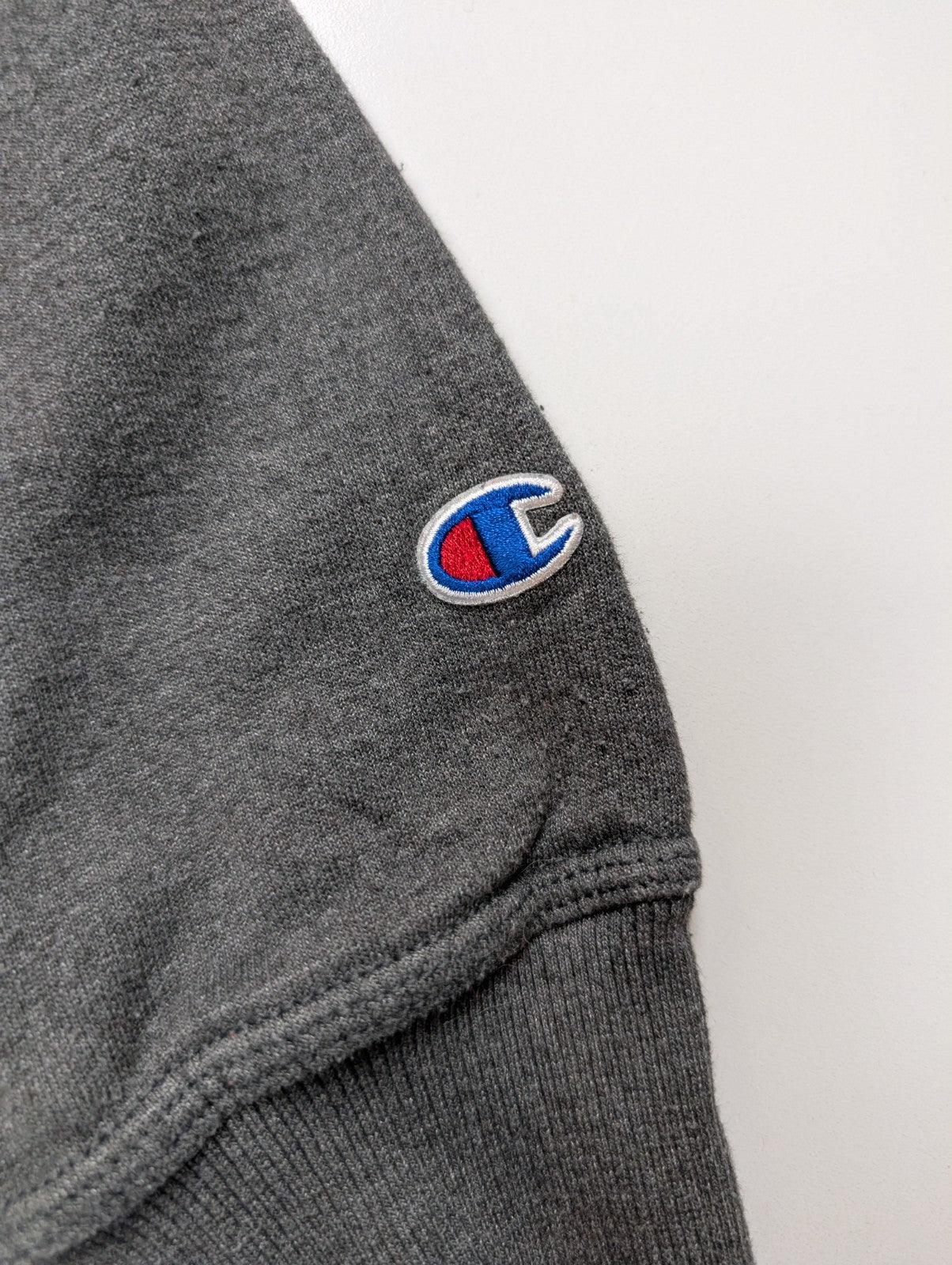 ➜ Sweat Col Rond Champion Vintage - Grand Logo Brodé - Gris - Taille M