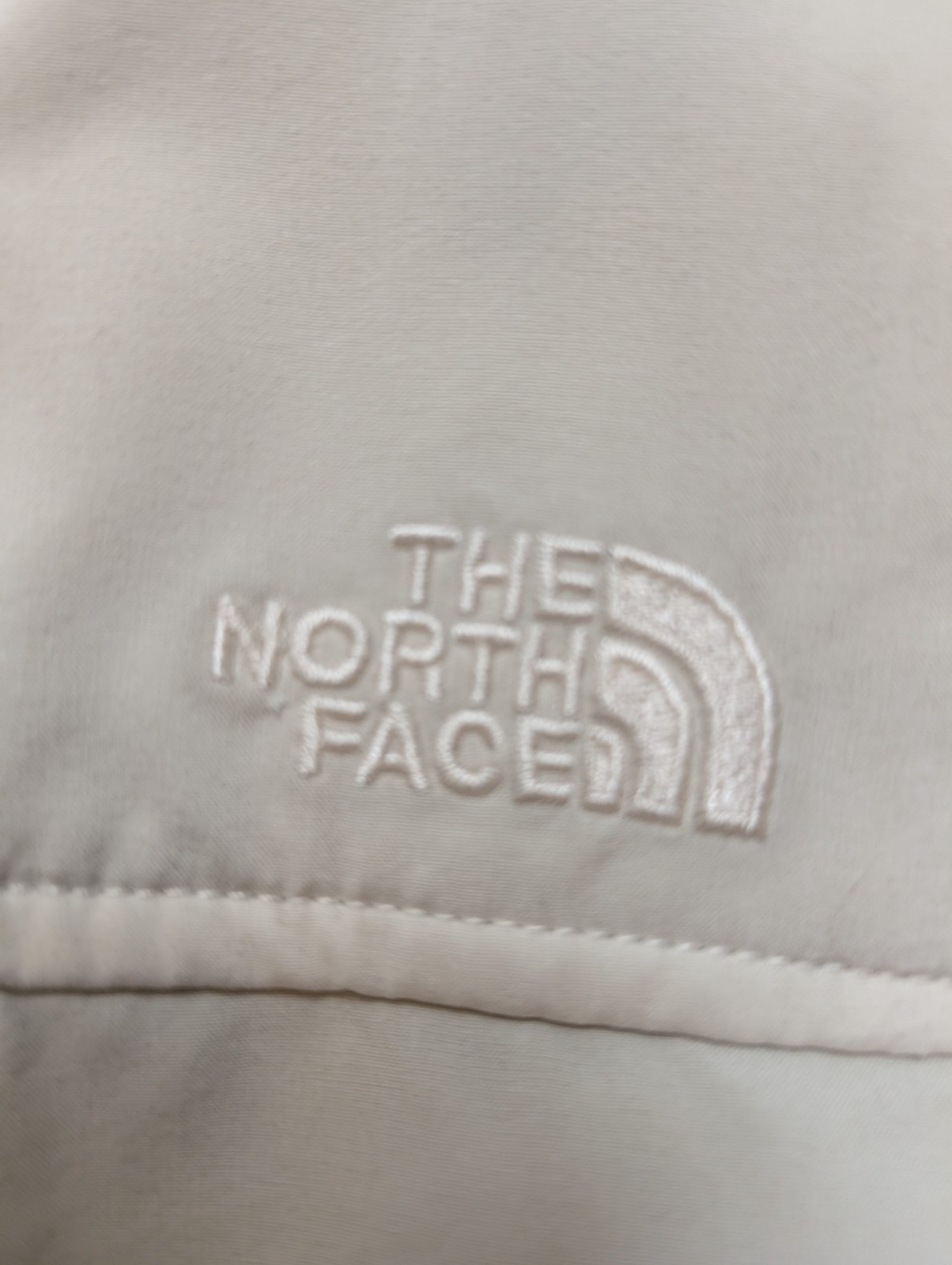 Veste The North Face Matelassée Blanc Cassé Femme Capuche - Taille S