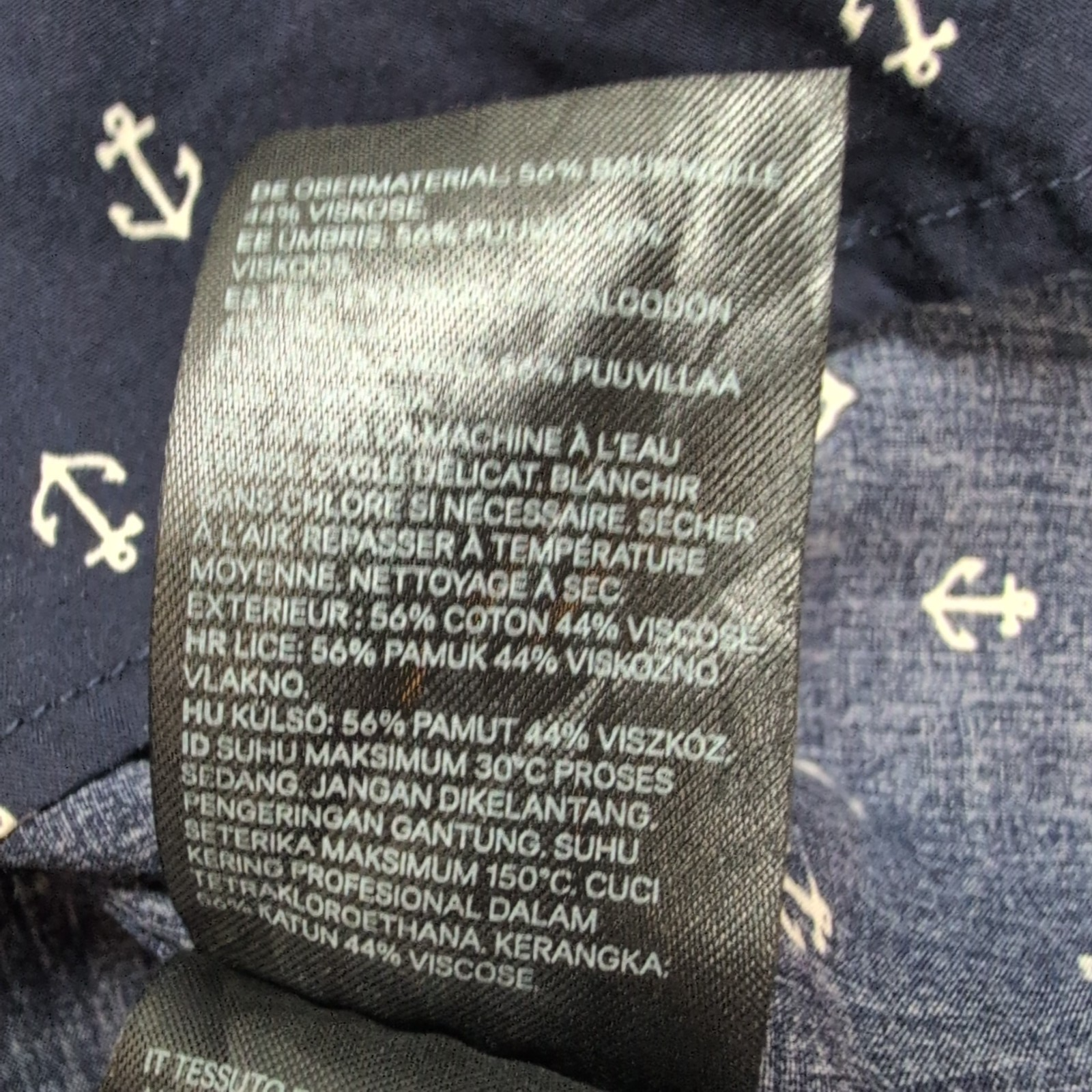 Chemise H&M bleu marine motifs ancres blanches manches longues M