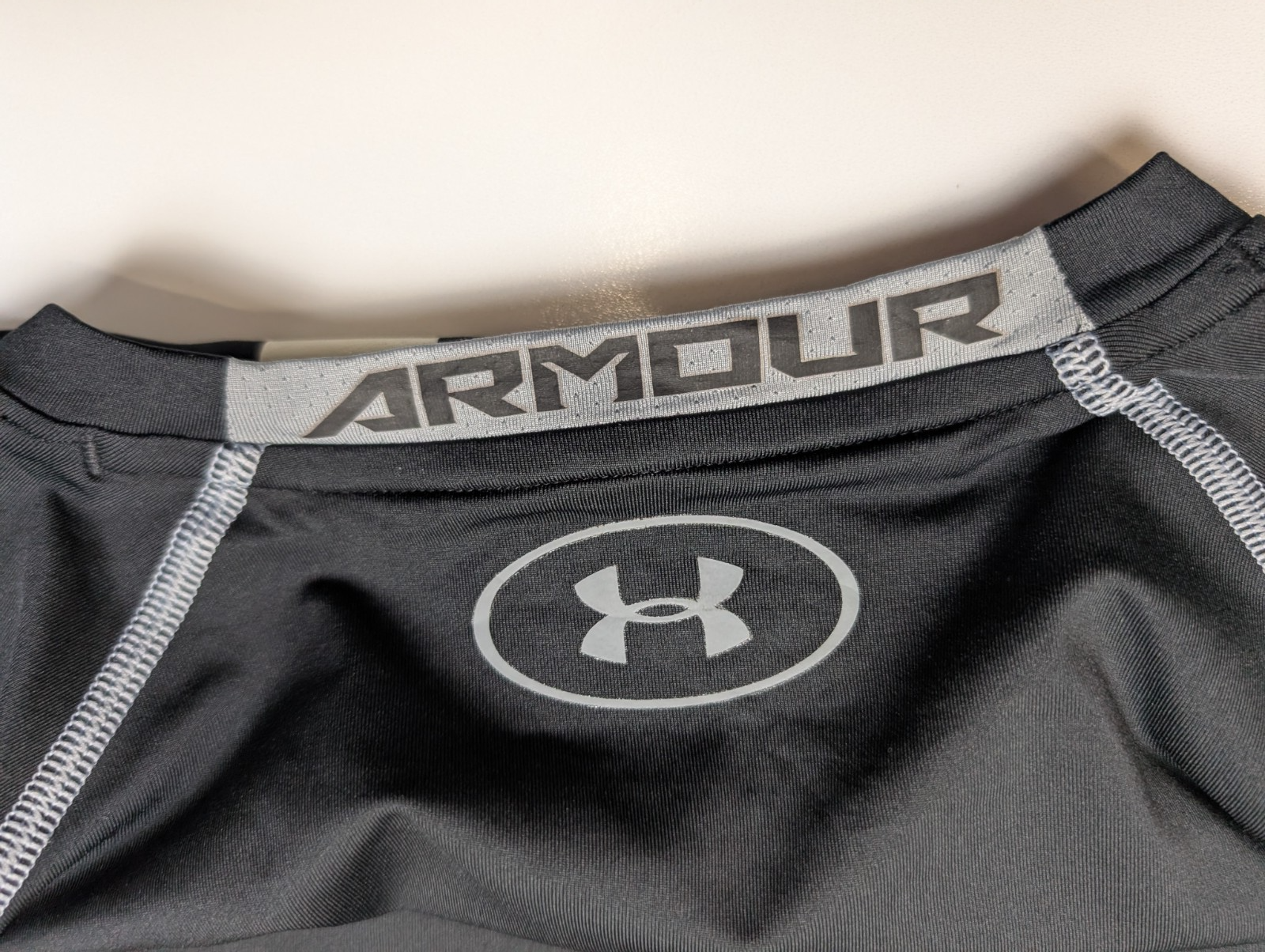 T-shirt de Sport Under Armour HeatGear Noir Femme Taille XL