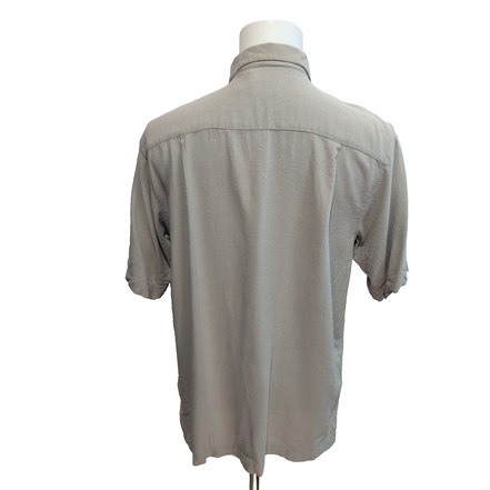 Chemise hawaïenne IZOD M crème motif géométrique 100% soie manches courtes