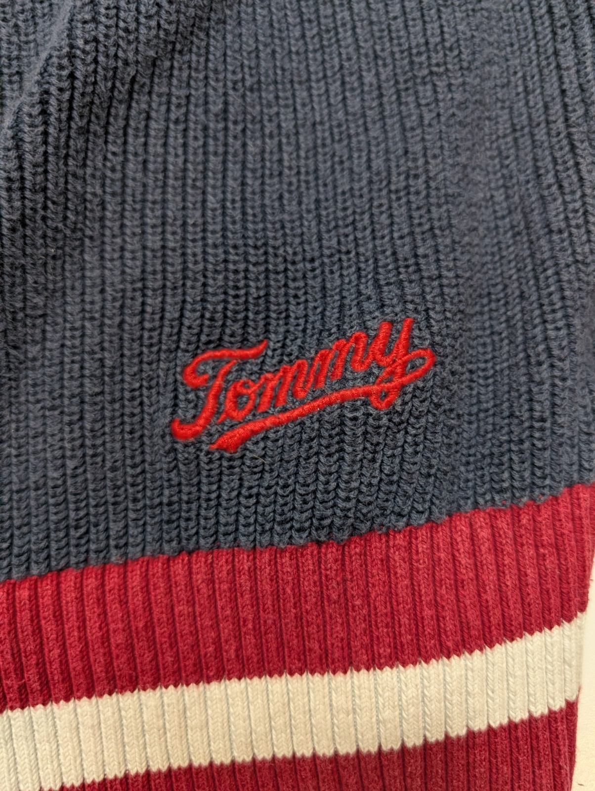 Pull Tommy Hilfiger Vintage Bleu Marine Col V Maille Côtelée - Taille XL