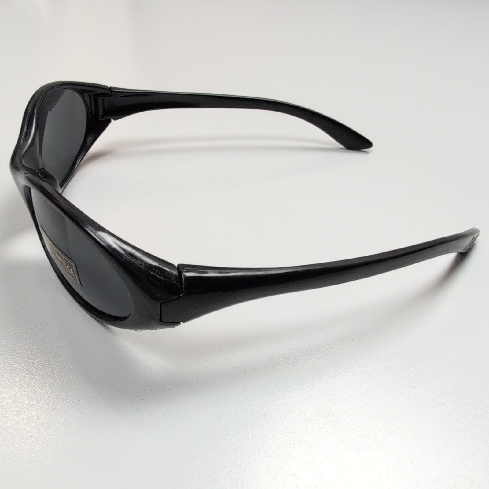 KAKIKO Lunettes de Soleil Ovales Noir Style Y2K Motif Mat et Brillant