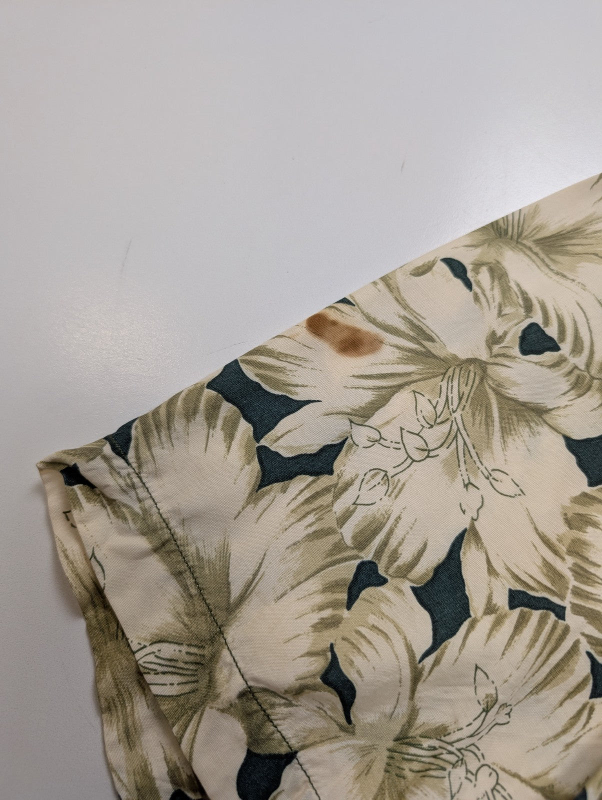 Chemise Hawaïenne TOMMY BAHAMA Beige & Vert Motifs Fleuris - Taille M