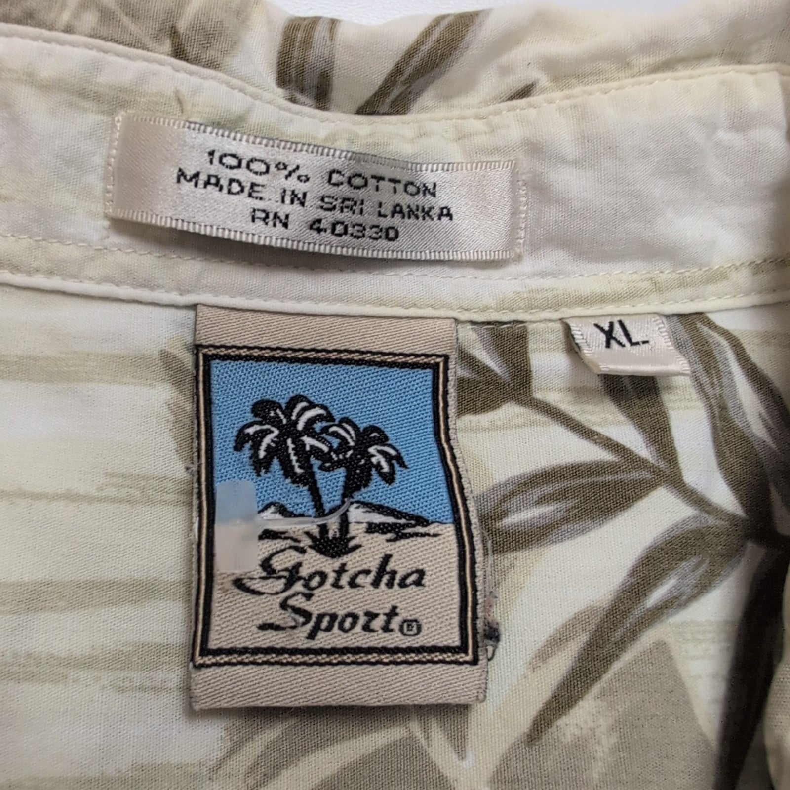 Chemise Hawaïenne Gotcha Sport XL 100% Coton Blanc Feuillage Boutons Bois