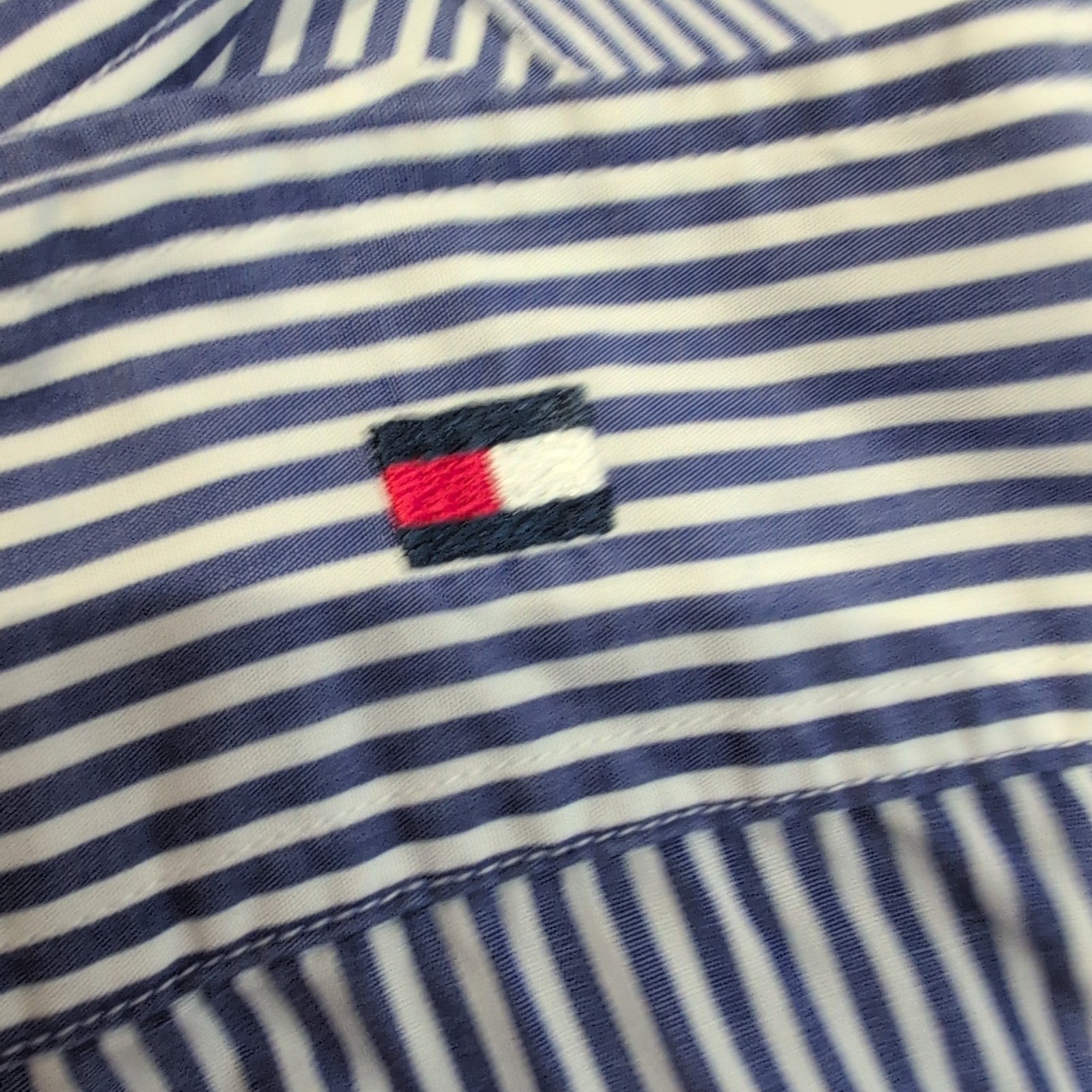 Chemise Tommy Hilfiger Golf Taille L Bleu et Blanc à Rayures Vintage