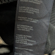 Pull Tommy Hilfiger Homme Col V Noir Rayé Gris Logo Brodé - Taille M