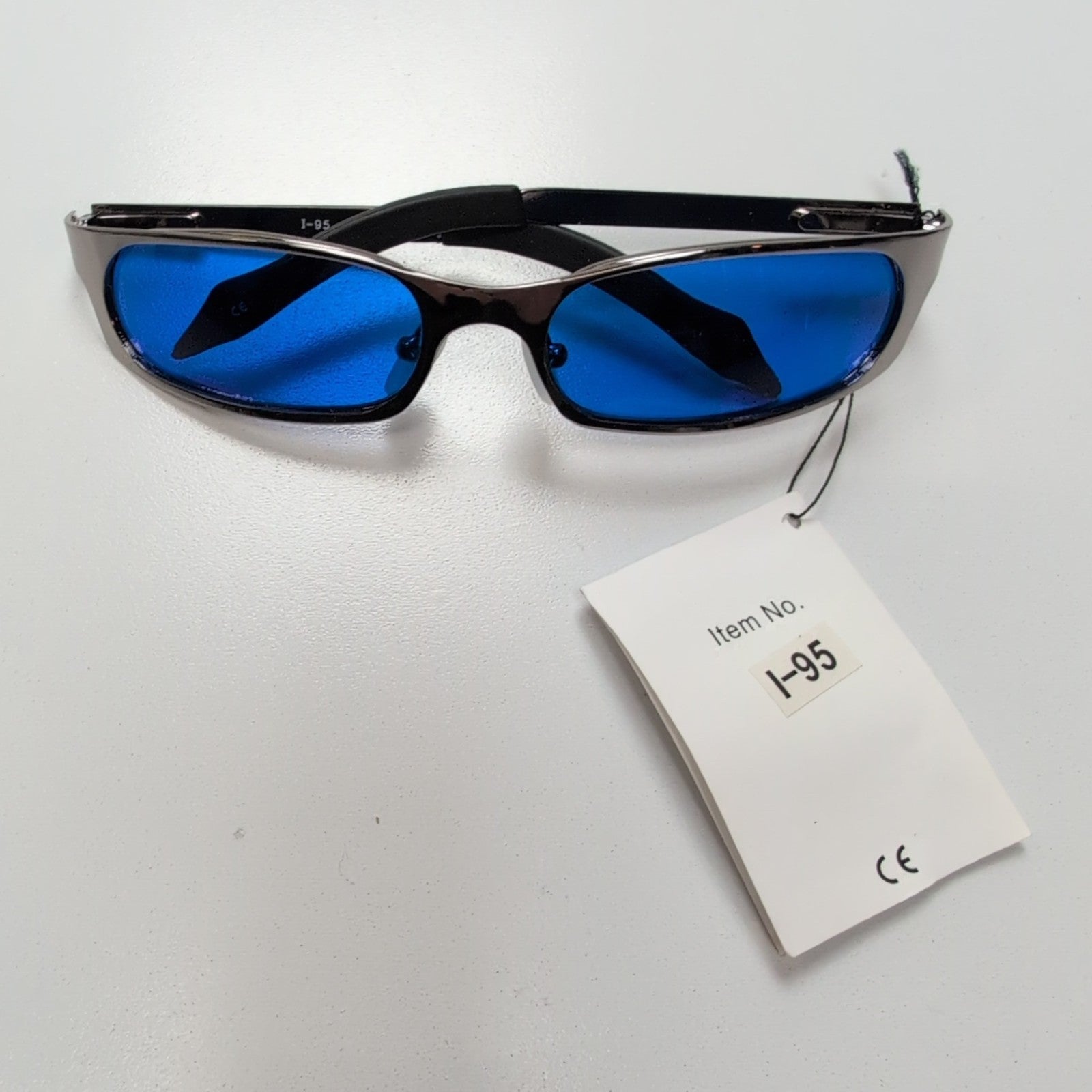 Lunettes de soleil Y2K Métal Gris Brillant Verres Bleus Branches Larges à Ressor