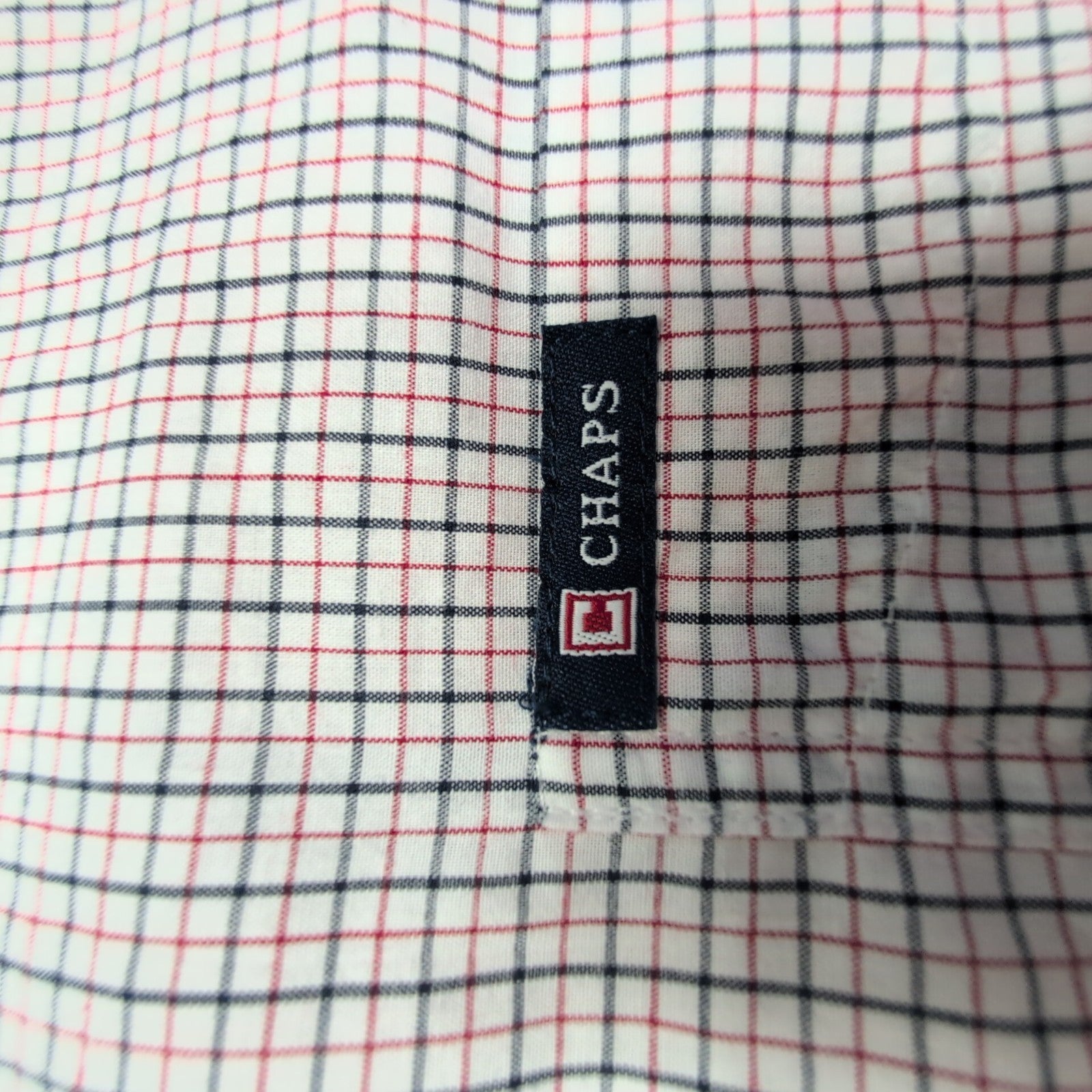Chemise CHAPS à carreaux rouge et noir manches courtes taille L #157e