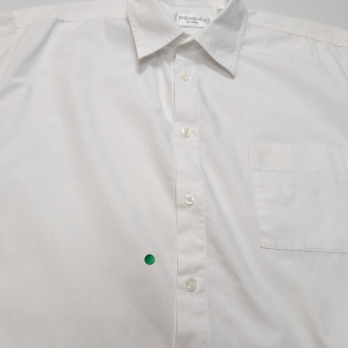 Chemise Yves Saint Laurent XL Blanche Logo Brodé Manches Courtes Poche
