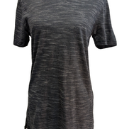 T-shirt Long Under Armour Femme Col V Noir et Gris Mat Taille S