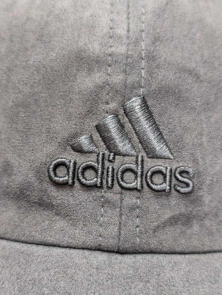 Casquette ADIDAS Vintage Gris Foncé Logo Brodé Boucle Métal Gravée