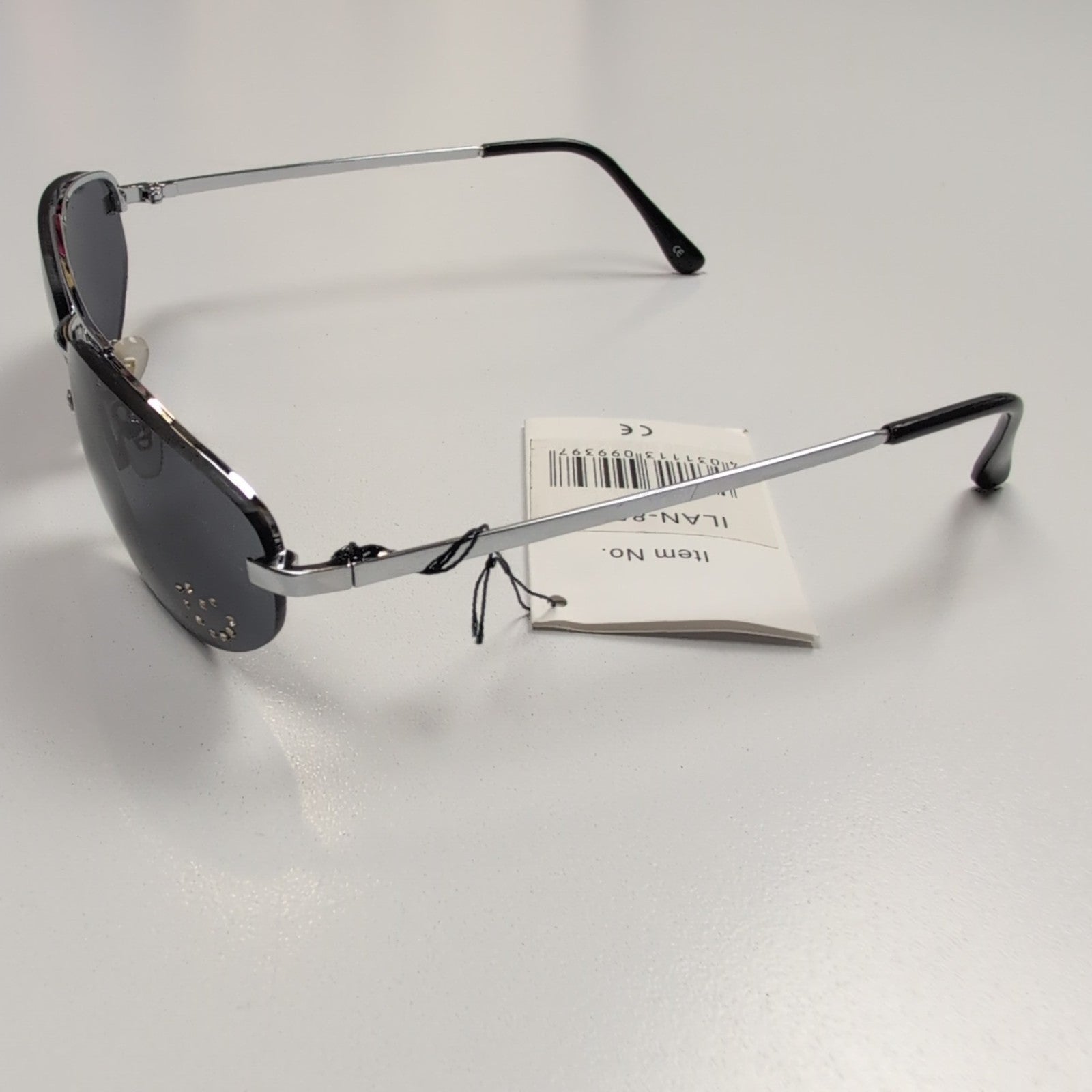 Lunettes de soleil Y2K Ovales Métal Chromé Branches Fines Strass Cœur