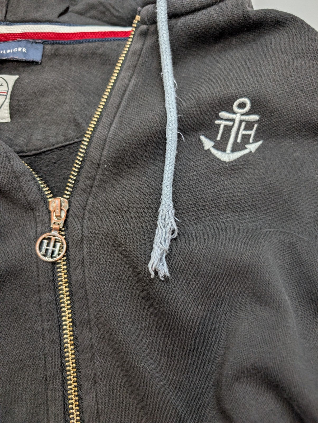 Veste à Capuche Zippée Tommy Hilfiger Homme Noir S | Passes-Pouces