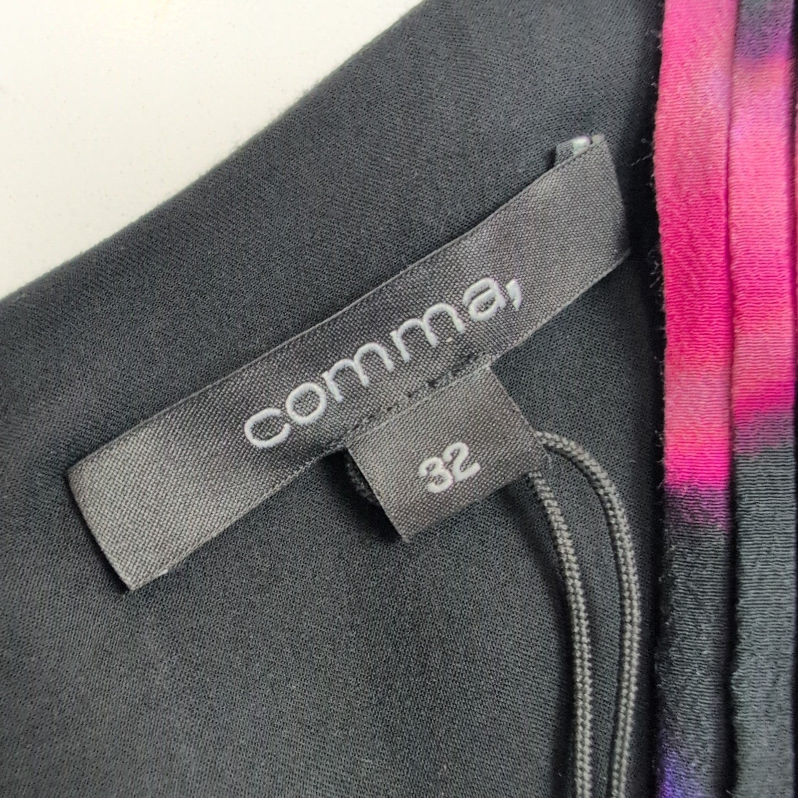 Robe COMMA 34 Cache-Cœur Noir Rose Motif Abstrait Neuve Étiquette